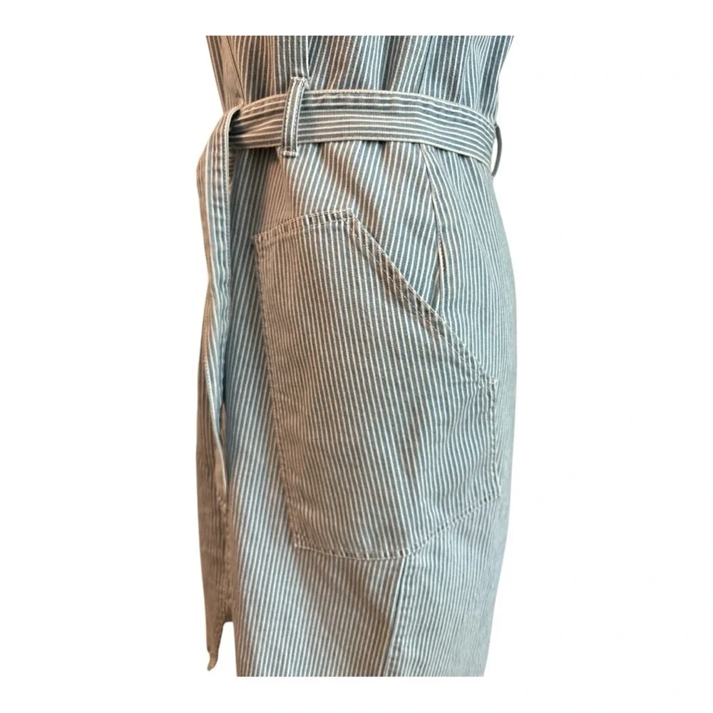 OAT dress, jumper style, spaghetti straps , belted, sheath cut. M, denim stripe - Picture 6 of 9